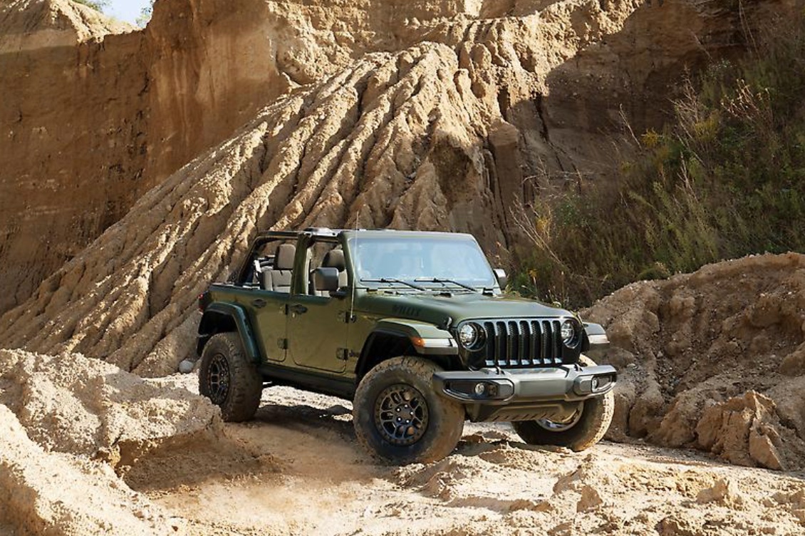 Jeep® Trail Rated Badge - Off-Road Vehicle Certification, rated