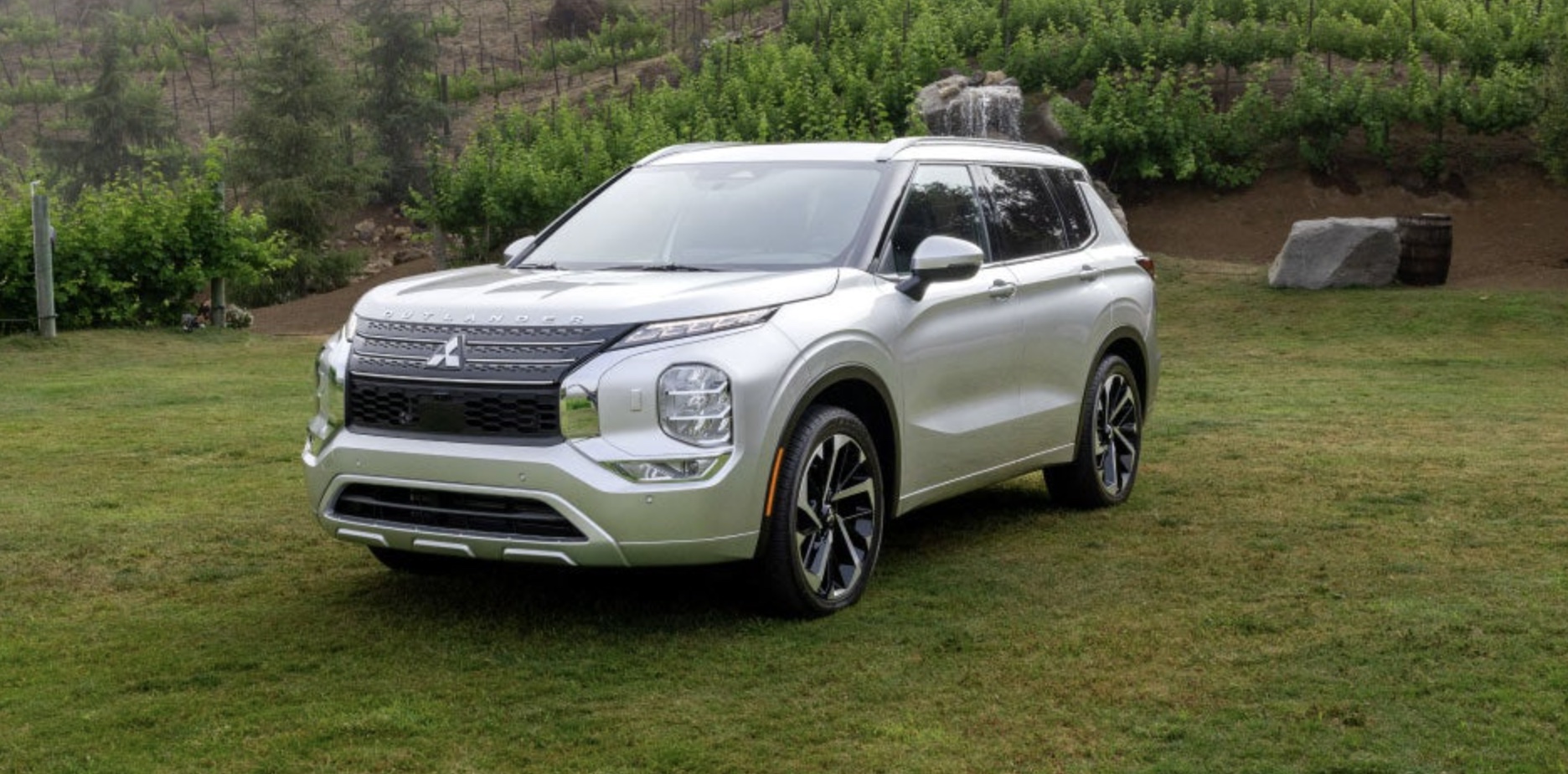 Comparing The 2023 Mitsubishi Outlander and the 2024 Outlander